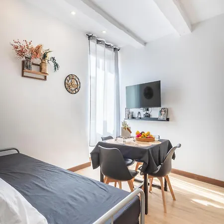 Adira Panier 2 Etoiles Apartamento