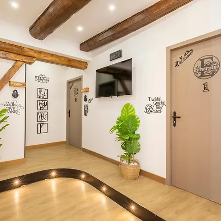 Adira Panier 2 Etoiles Apartamento Marsella
